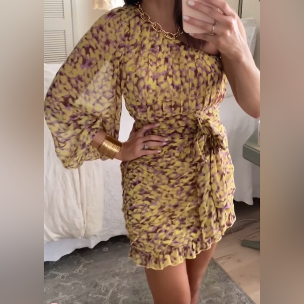 NWT KARLI One Shoulder Mini Dress Sm Yellow Purple Chiffon Ruffle Spring Wedding